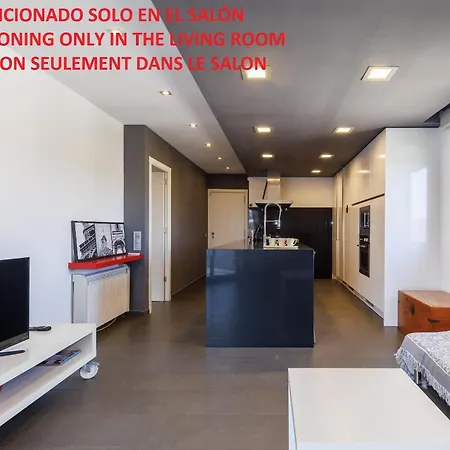 Uhc Versailles Family Complex Apartment
