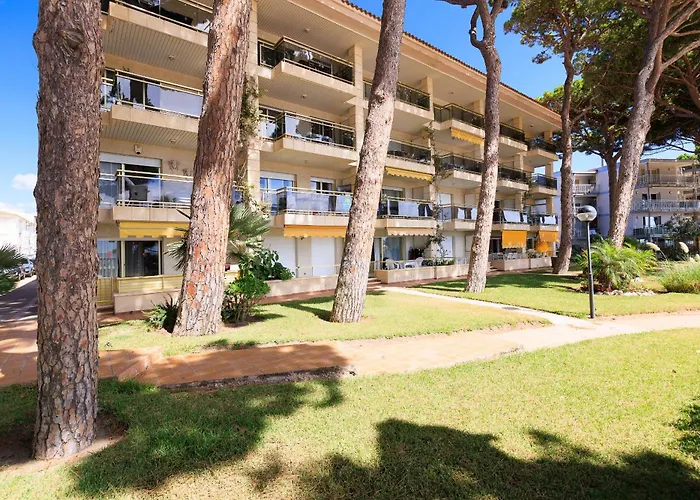 Uhc Versailles Family Complex Appartement Cambrils