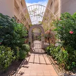 Apartment Uhc Versailles Family Complex *